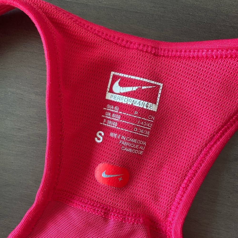Two Red Sports Bras - Picture 4 of 4